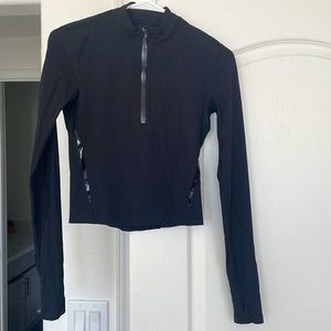 Lululemon long sleeve size4